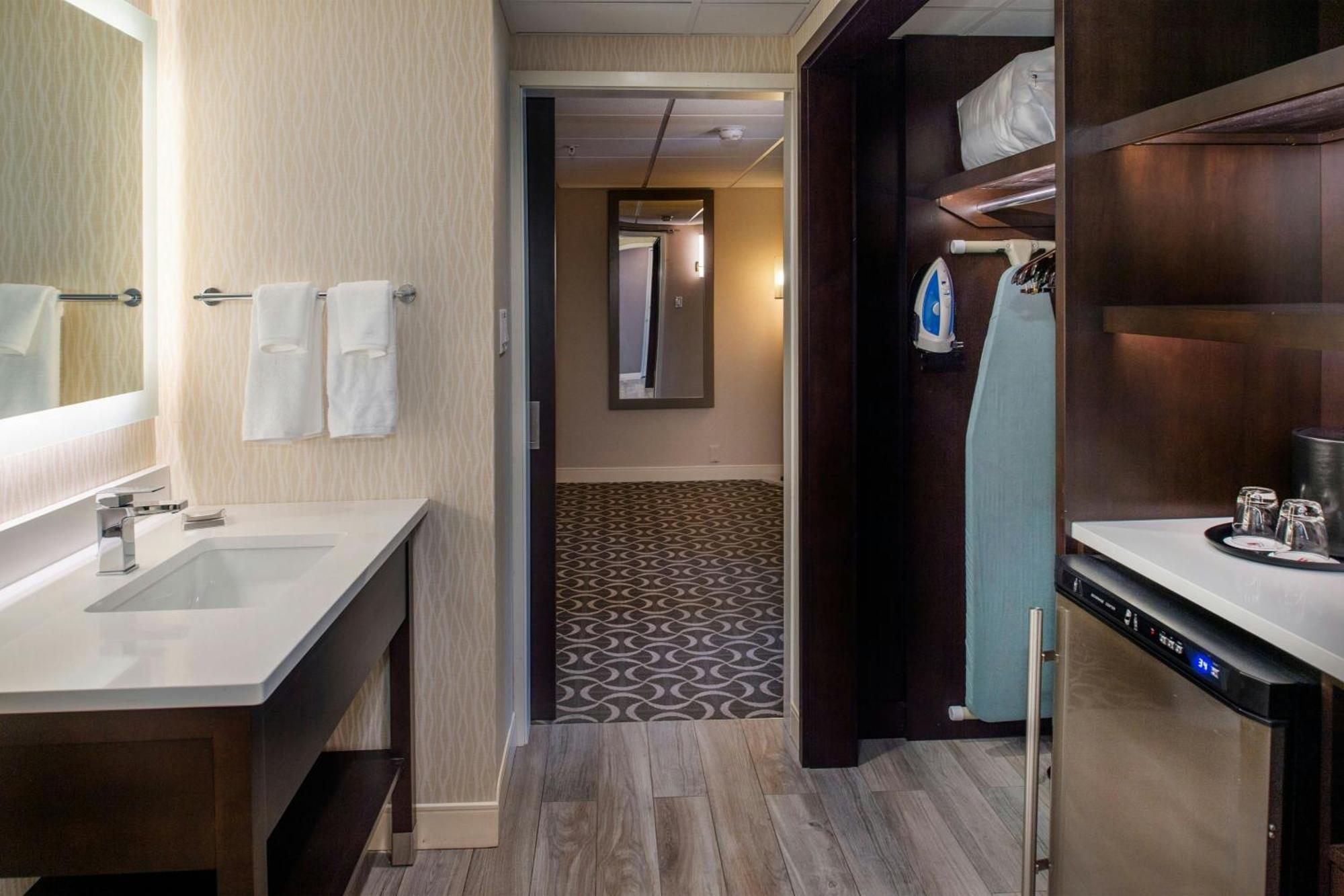 Marriott St. Louis Airport Hotell Edmundson Eksteriør bilde