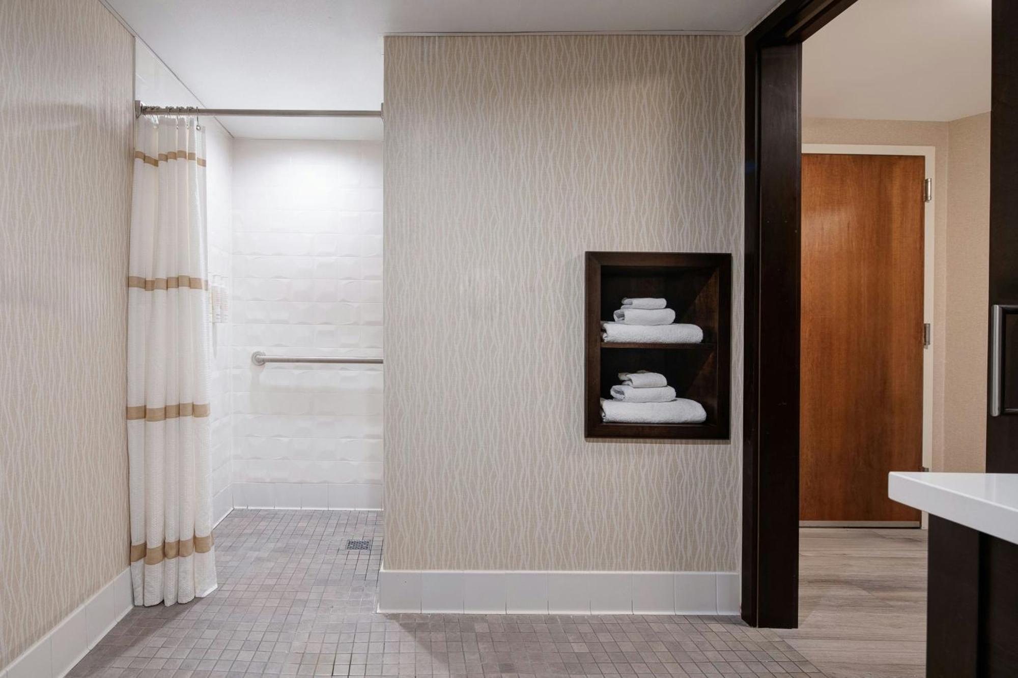 Marriott St. Louis Airport Hotell Edmundson Eksteriør bilde